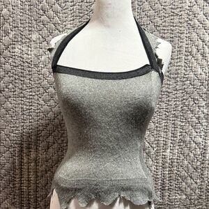 Gray Halter Neck Tank Top 100% Cashmere. 2tones Gray And finished with black.